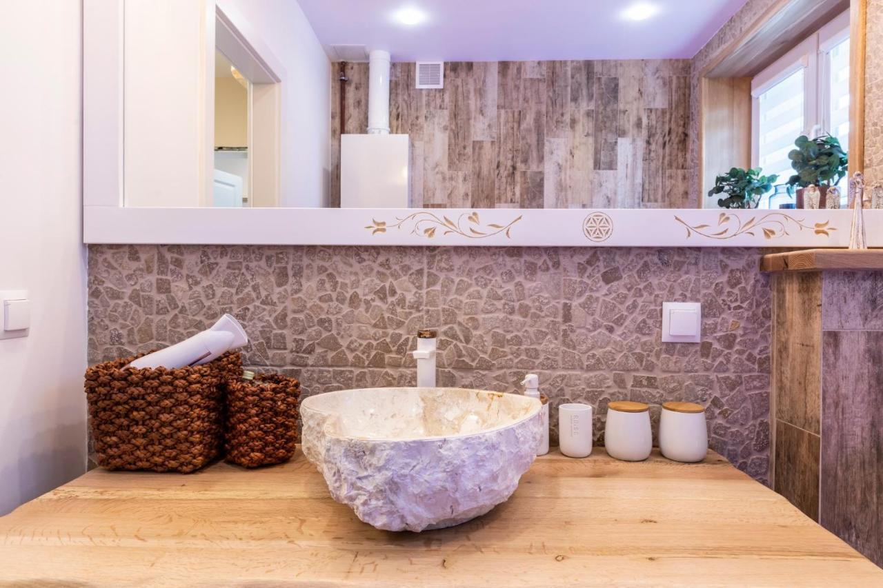 Bunia W Zakopanem Z Jacuzzi Leilighet Eksteriør bilde